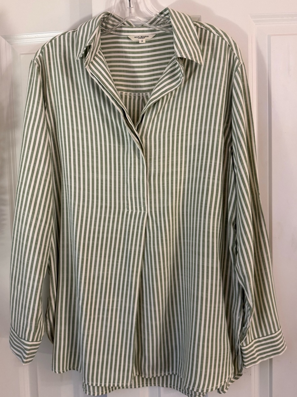 MAX STUDIO Stripe Oversize Long Sleeve Button-Up Tunic in green/ivory Sz M - Picture 8 of 15